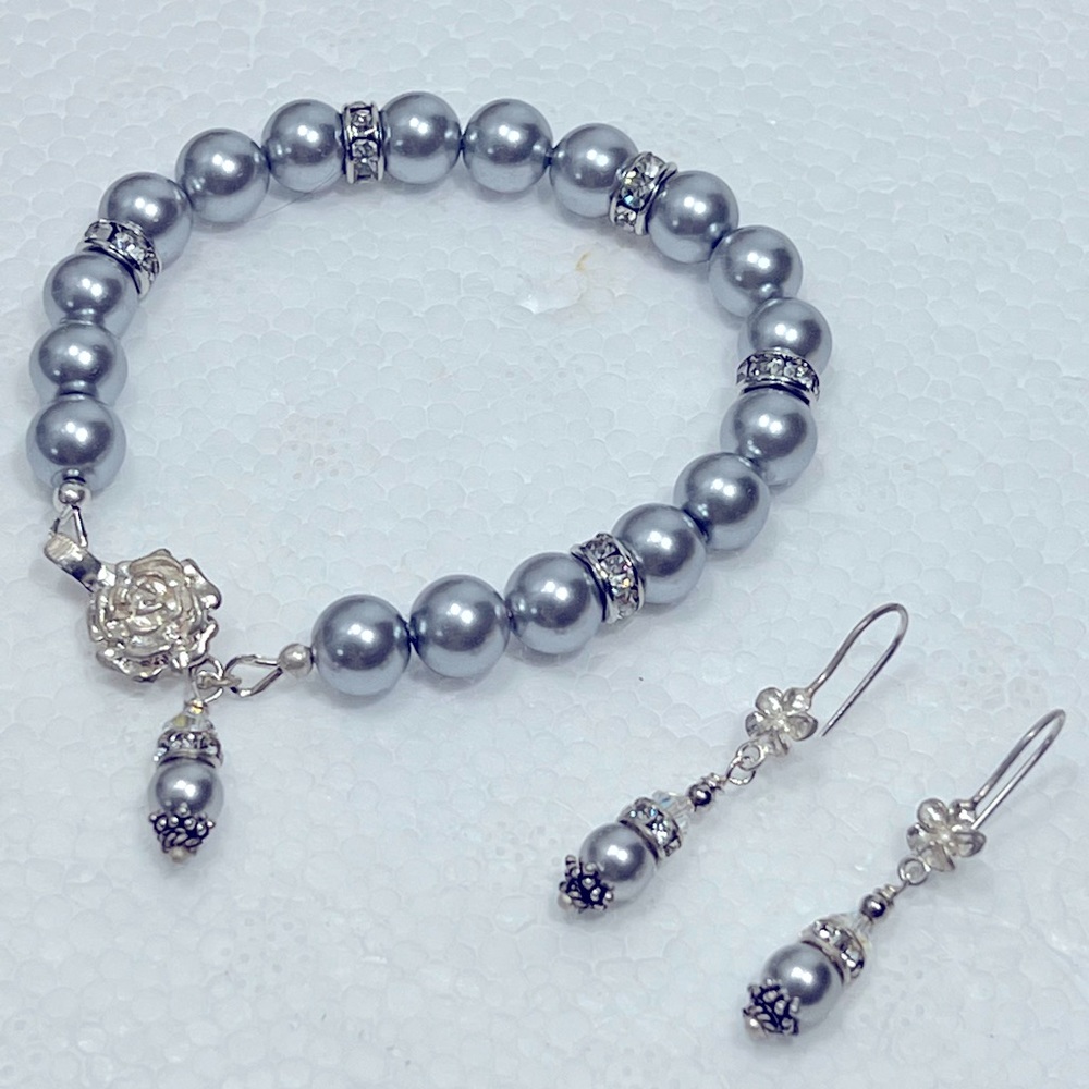 GREY PEARL SWAROVSKI STERLING SILVER SET BRACELET AND EARRINGS